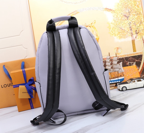 ルイヴィトンバッグ側面デザイン